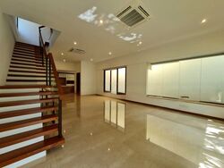 Lornie Road (D11), Terrace #576985191